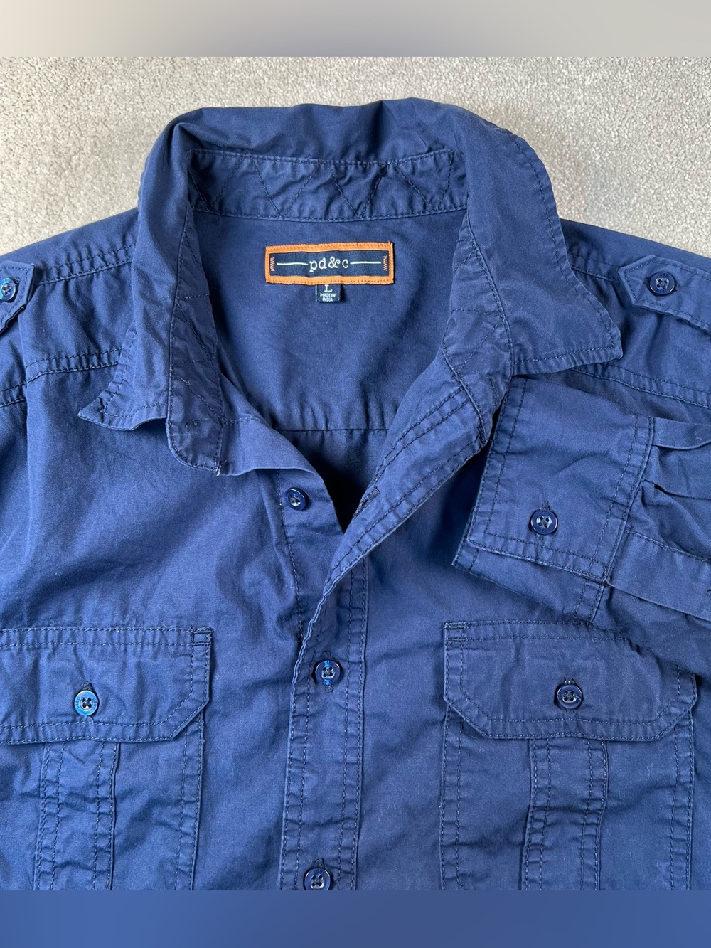 pd&c Button Up Shirt Blue 100% Cotton Roll Sleeves Shoulder Epaulets Men's Large